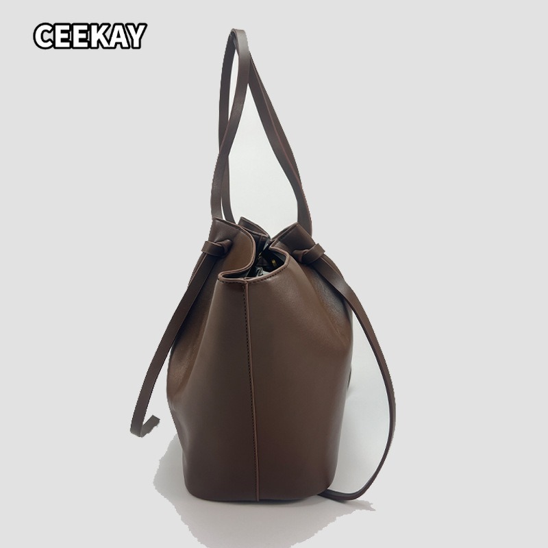 Moda Büyük Kapasiteli Trapez K - Luxury High Quality Bags incelemesi ve fiyatı