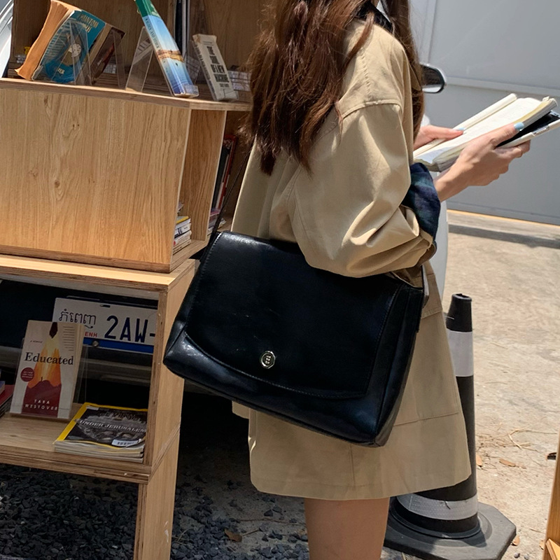 CGCBAG Vintage Lage kapasitesi - Luxury Bags Vintage incelemesi ve fiyatı